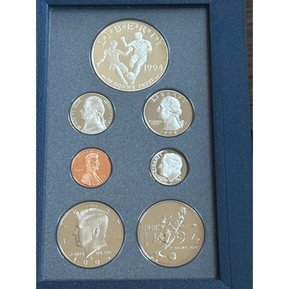 1994 S US Mint Prestige Proof Set World Cup Silver Dollar COA OGP Coins - Picture 2 of 5